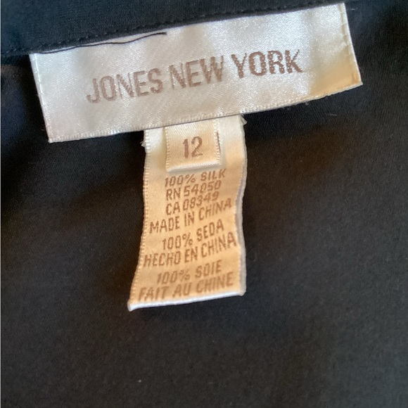 Jones New York Pretty Black Silk Long Sleeve Blouse Size 12 - Picture 8 of 10